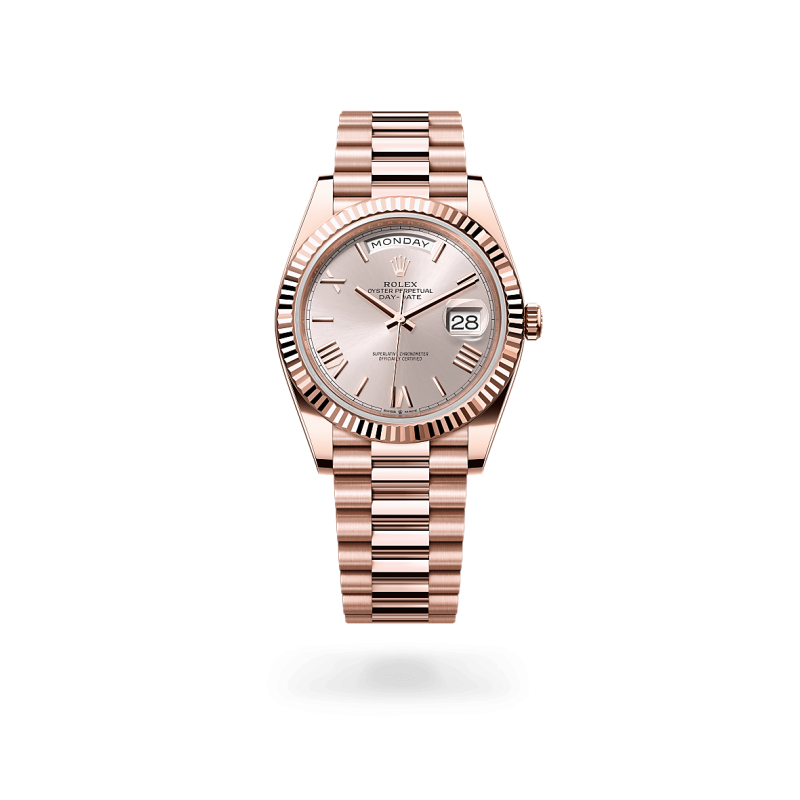 Rolex Day-Date 40 en Or Everose 18 ct dotée d'un cadran Sundust chez Auberi, détaillant officiel Rolex. Réf : M228235-0001