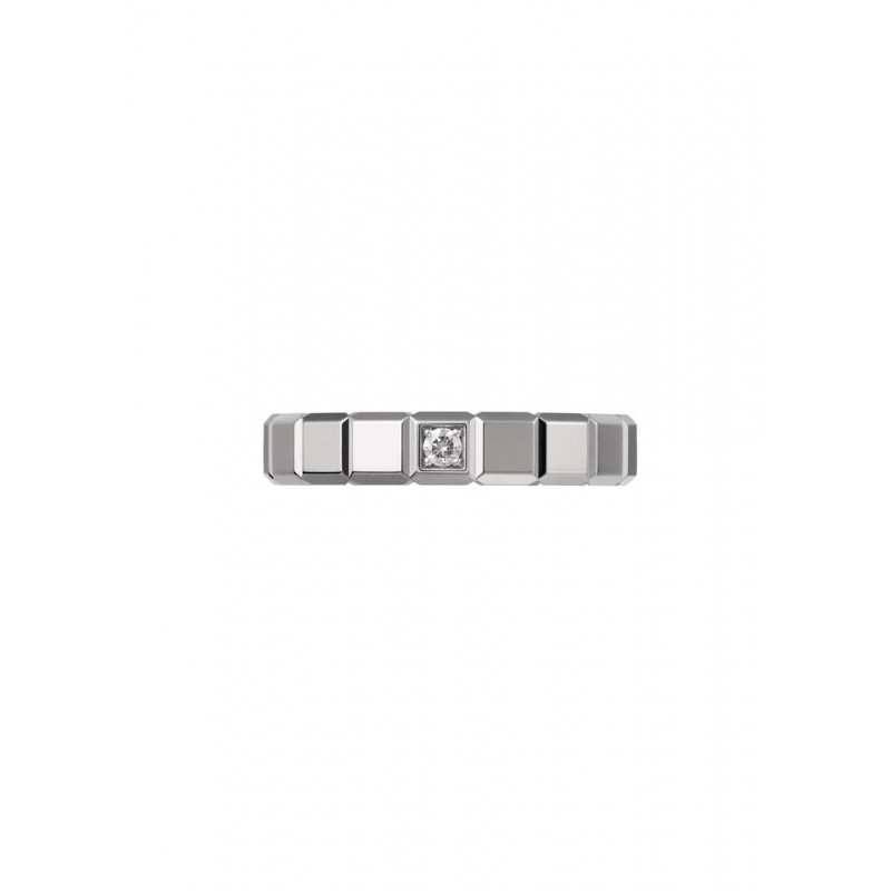 Ice Cube ring by Chopard white gold