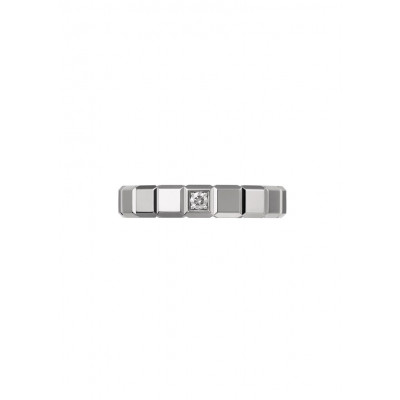 Ice Cube ring by Chopard white gold