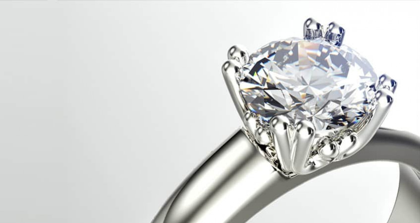 Comment choisir son diamant avec nos experts de la Maison AUBERI.